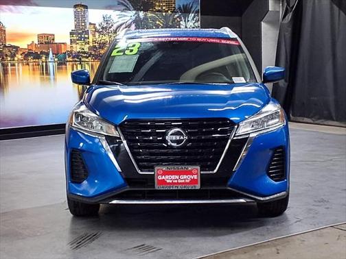 2023 Nissan Kicks SV