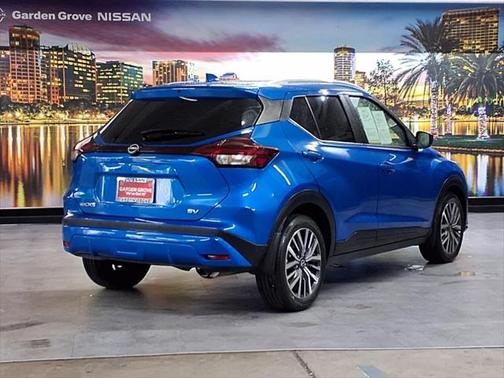2023 Nissan Kicks SV