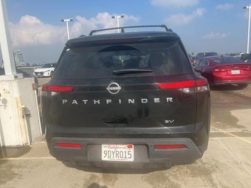 2023 Nissan Pathfinder SV FWD