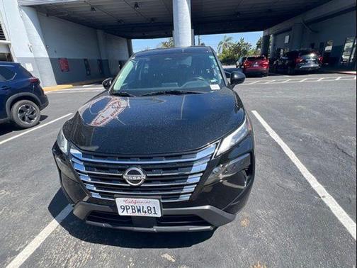 Super Black 2025 Nissan Rogue SV