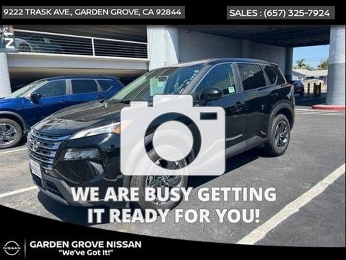 Super Black 2025 Nissan Rogue SV