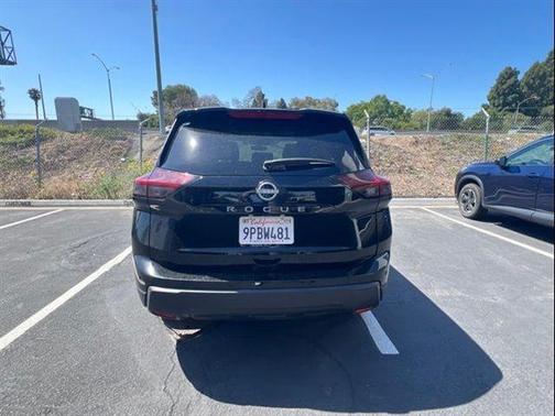 Super Black 2025 Nissan Rogue SV