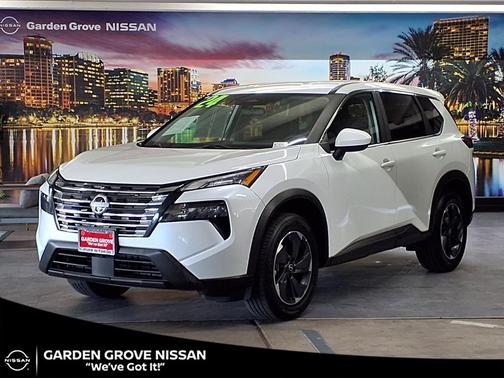 Everest White Pearl 2024 Nissan Rogue SV