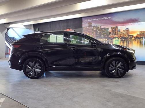Black Diamond Pearl 2023 Nissan ARIYA ENGAGE e-4ORCE AWD