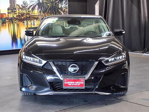 2023 Nissan Maxima SV Xtronic CVT