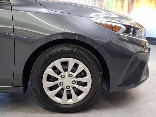 2023 Kia Forte LX