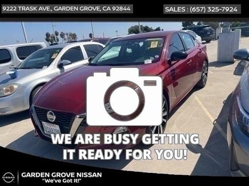 2022 Nissan Altima SR FWD