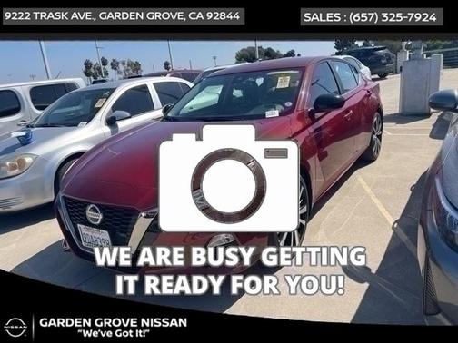 2022 Nissan Altima SR FWD