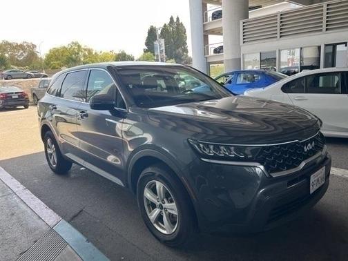 2023 Kia Sorento LX