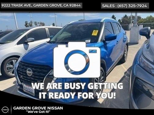 2022 Nissan Kicks SV