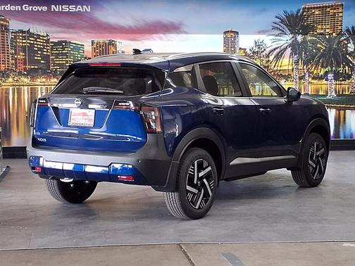 Deep Blue Pearl 2026 Nissan Kicks SV