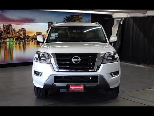 2024 Nissan Armada SL 2WD