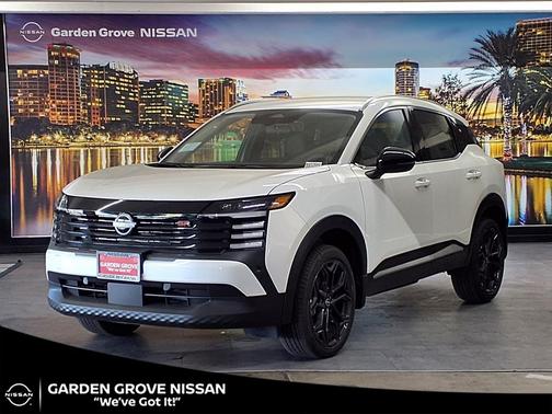 Aspen White Tricoat 2026 Nissan Kicks SR