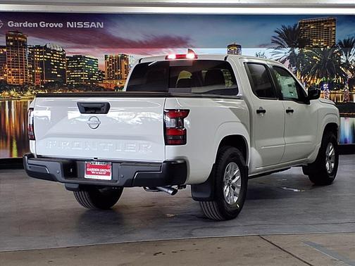 2026 Nissan Frontier S