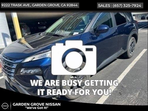 Deep Ocean Blue Pearl 2024 Nissan Rogue SV