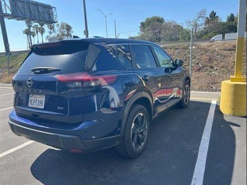 Deep Ocean Blue Pearl 2024 Nissan Rogue SV