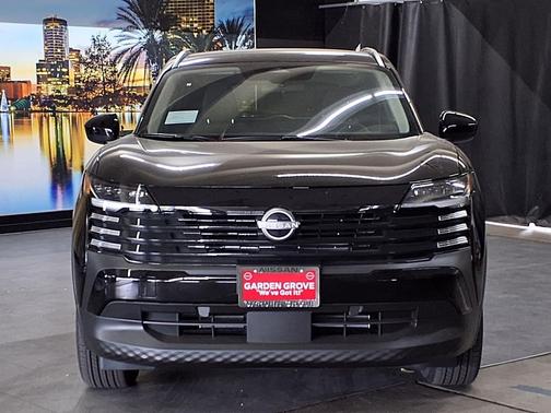 Super Black 2026 Nissan Kicks SV
