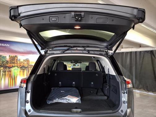 2025 Nissan Pathfinder SV FWD