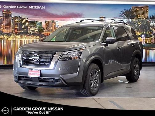 2025 Nissan Pathfinder SV FWD