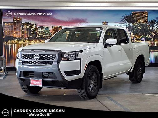 2025 Nissan Frontier SV