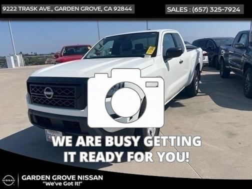 2023 Nissan Frontier S