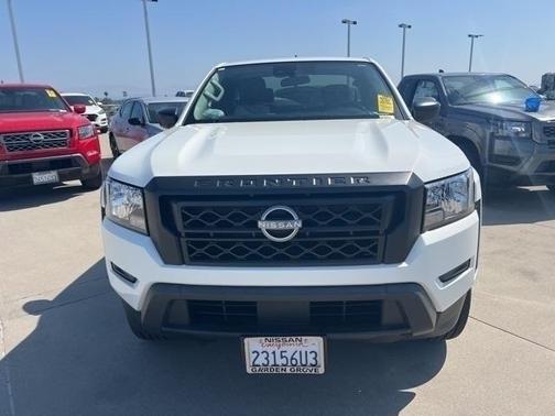 2023 Nissan Frontier S