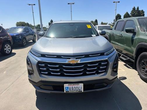 Sterling Gray Metallic 2026 Chevrolet Equinox FWD LT