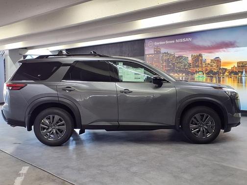 Gun Metallic 2026 Nissan Pathfinder SV