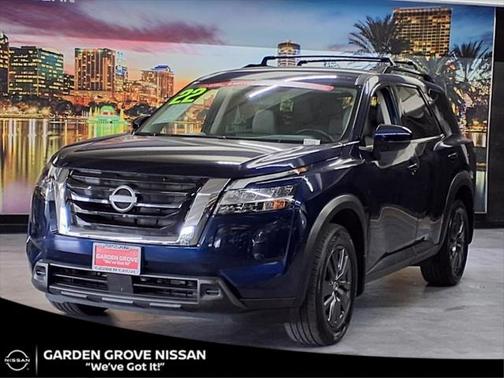 2022 Nissan Pathfinder SV 2WD