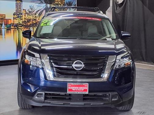 2022 Nissan Pathfinder SV 2WD
