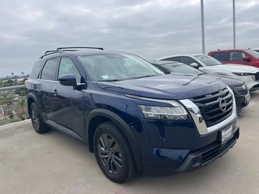 2022 Nissan Pathfinder SV 2WD