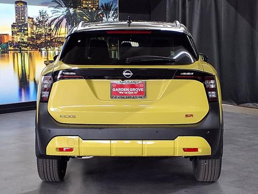2026 Nissan Kicks SR