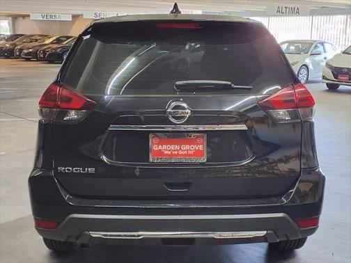 2020 Nissan Rogue S