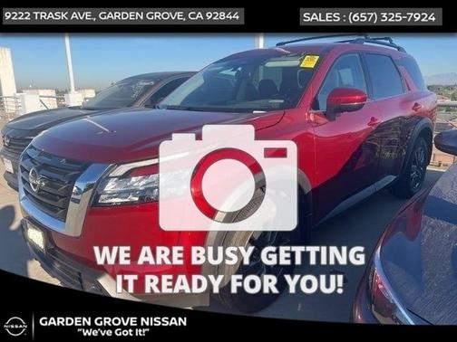 Scarlet Ember 2024 Nissan Pathfinder SV FWD