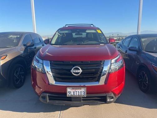 Scarlet Ember 2024 Nissan Pathfinder SV FWD