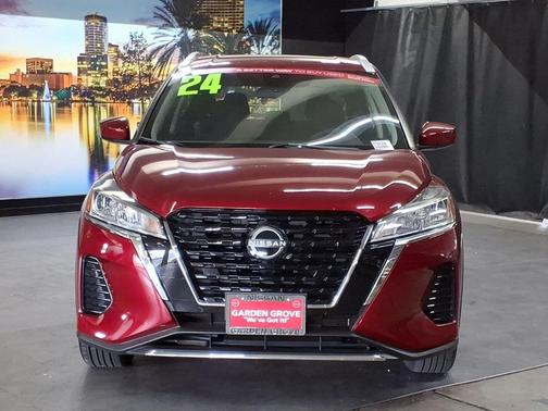 Scarlet Ember Tintcoat 2024 Nissan Kicks SV