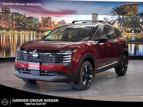 2025 Nissan Kicks SR