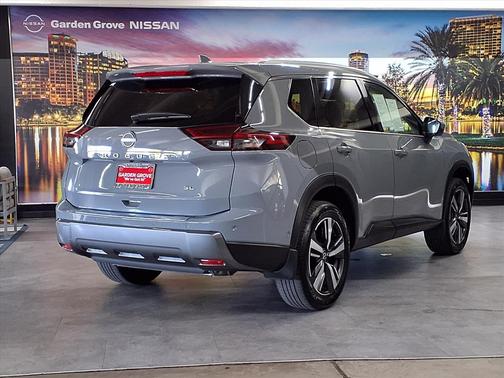 2024 Nissan Rogue SL