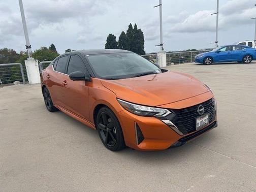Monarch Orange Metallic/Super Black 2024 Nissan Sentra SR