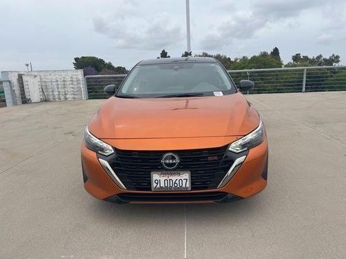 Monarch Orange Metallic/Super Black 2024 Nissan Sentra SR