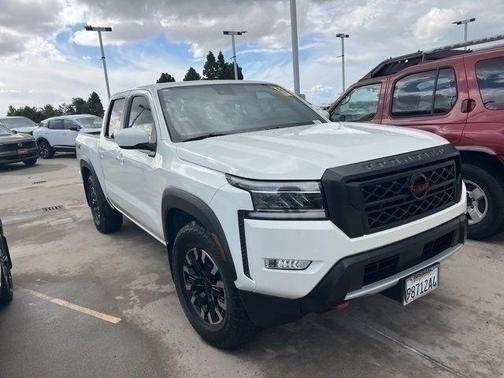 2024 Nissan Frontier PRO-X