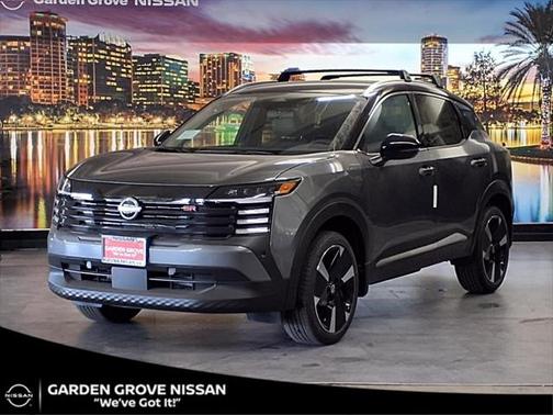 2025 Nissan Kicks SR