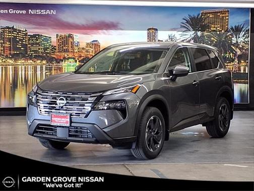 2025 Nissan Rogue SV