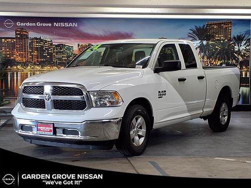 Bright White Clearcoat 2024 RAM 1500 Classic SLT