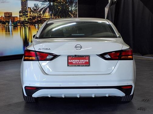 2025 Nissan Altima 2.5 SV