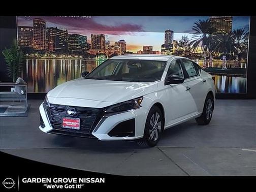 2025 Nissan Altima S FWD