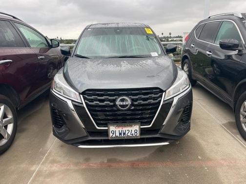 2024 Nissan Kicks S