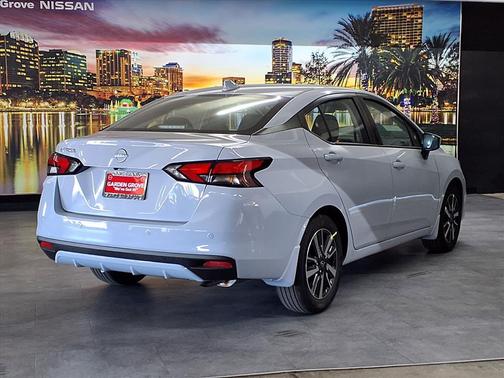 2025 Nissan Versa 1.6 SV