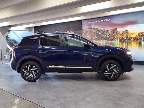 Deep Blue Pearl 2026 Nissan Kicks SV