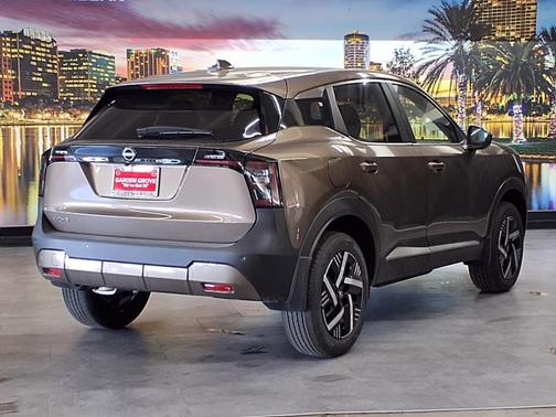2025 Nissan Kicks SV